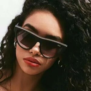 Quay FLIGHT RISK blk/smk Unisex SUNGLASSES •NEW•